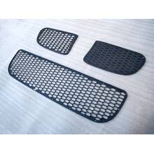 Vonard customs Решетки в бампер R32 JOM 1J1807103JRS для VW Golf 4 (для 1,8t) - Под покраску черный матовый, VW-G4-R32-JOM-grilles-CNC-TURBO