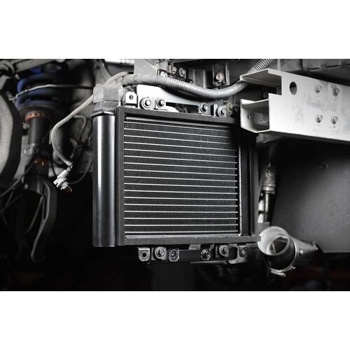 оригинальный  маслокулер двигателя Nissan GTR R35 (Б/У)